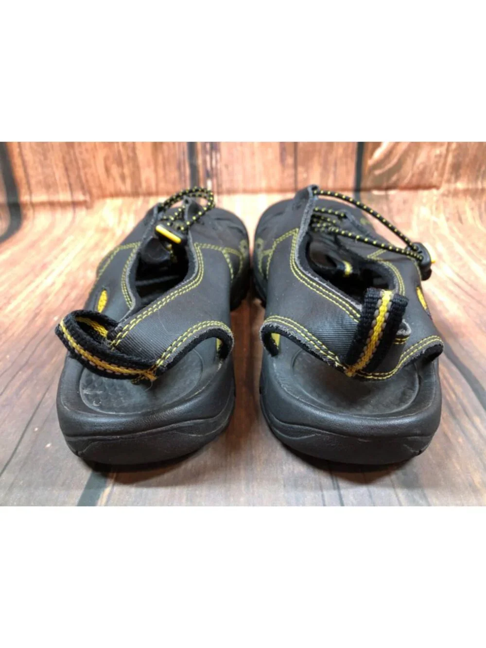 KEEN Big Boys 6 / 38.5 Newport Black Yellow Waterproof Sport Sandals